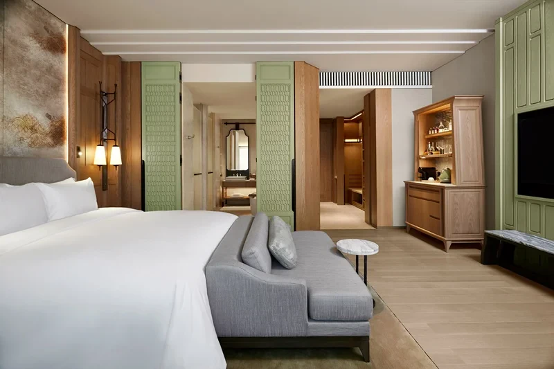 Iconic Dusit Thani Bangkok hotel confirms reopening on 27 September 2024 with a stunning new look and elevated guest experience